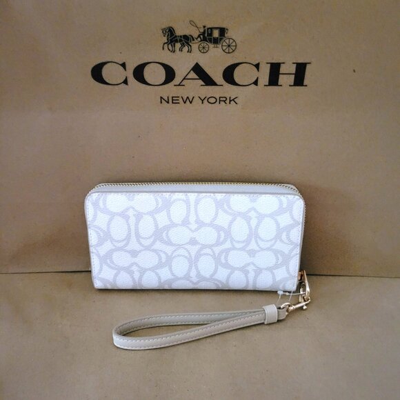 Coach CBO02 Long Zip Around Wallet Sketch Signature Canvas Wristlet Ivory - Picture 3 of 6